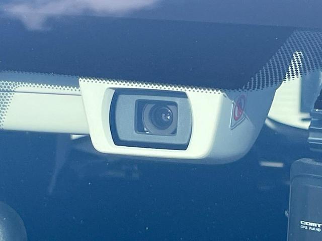 レヴォーグ １．６ＧＴ－Ｓアイサイト　４ＷＤ　純正ＳＤナビ　衝突被害軽減システム　レーダークルーズ　禁煙車　ドラレコ　スマートキー　ＬＥＤヘッド　ＥＴＣ　純正１８インチアルミ　車線逸脱警報　オートライト　デュアルエアコン（5枚目）