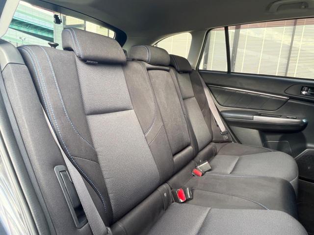 レヴォーグ １．６ＧＴ－Ｓアイサイト　４ＷＤ　純正ＳＤナビ　衝突被害軽減システム　レーダークルーズ　禁煙車　ドラレコ　スマートキー　ＬＥＤヘッド　ＥＴＣ　純正１８インチアルミ　車線逸脱警報　オートライト　デュアルエアコン（10枚目）