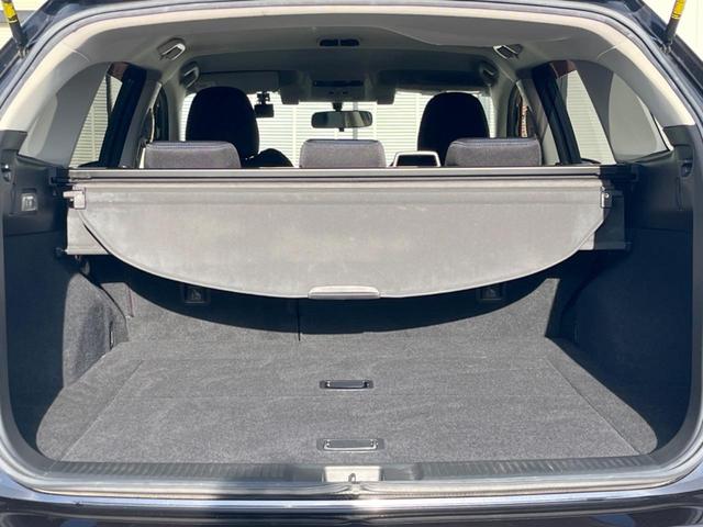 レヴォーグ １．６ＧＴ－Ｓアイサイト　４ＷＤ　純正ＳＤナビ　衝突被害軽減システム　レーダークルーズ　禁煙車　ドラレコ　スマートキー　ＬＥＤヘッド　ＥＴＣ　純正１８インチアルミ　車線逸脱警報　オートライト　デュアルエアコン（11枚目）