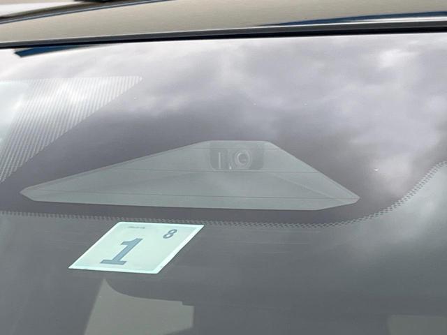 ＮＸ ＮＸ３５０ｈ　バージョンＬ　パノラマルーフ　全周囲カメラ　１００Ｖ電源　プリクラッシュセーフティ　デジタルインナーミラー　禁煙車　ハンズフリーパワーバックドア　革シート　メモリー付パワーシート　シートベンチレーション（6枚目）