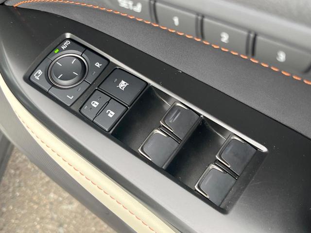 ＮＸ ＮＸ３５０ｈ　バージョンＬ　パノラマルーフ　全周囲カメラ　１００Ｖ電源　プリクラッシュセーフティ　デジタルインナーミラー　禁煙車　ハンズフリーパワーバックドア　革シート　メモリー付パワーシート　シートベンチレーション（55枚目）