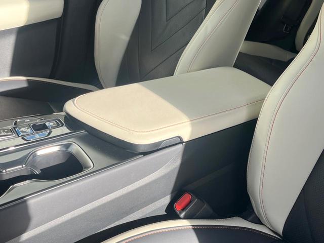 ＮＸ ＮＸ３５０ｈ　バージョンＬ　パノラマルーフ　全周囲カメラ　１００Ｖ電源　プリクラッシュセーフティ　デジタルインナーミラー　禁煙車　ハンズフリーパワーバックドア　革シート　メモリー付パワーシート　シートベンチレーション（62枚目）