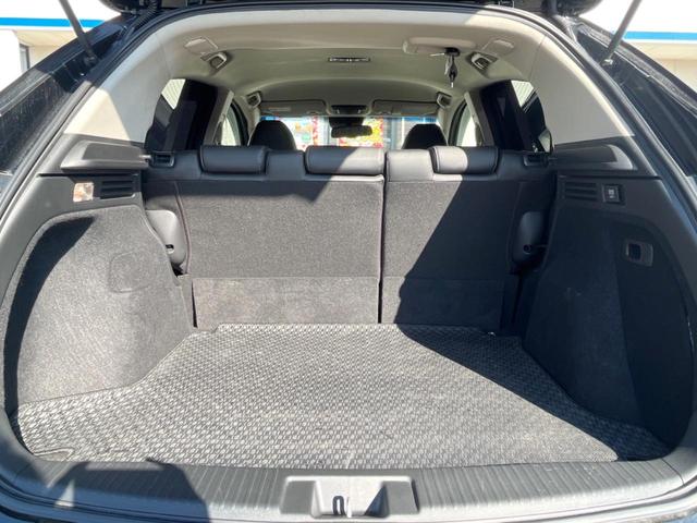 ヴェゼル ハイブリッドＺ　ＳＤナビ　バックカメラ　シティブレーキアクティブシステム　ハーフレザーシート　シートヒーター　ＬＥＤヘッド　ＥＴＣ　クルーズコントロール　オートブレーキホールド　オートライト　デュアルオートエアコン（11枚目）