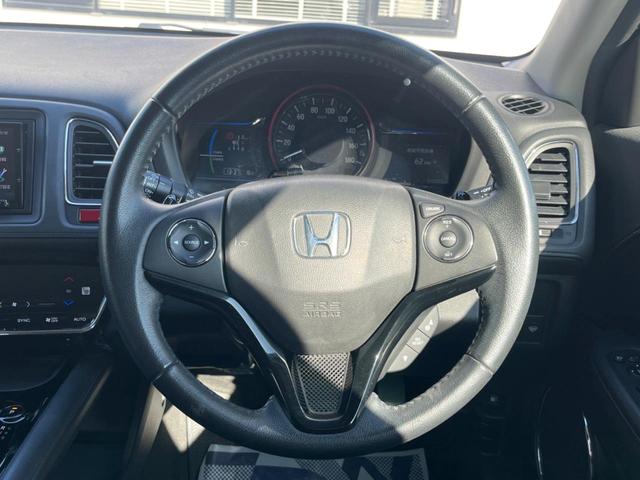 ヴェゼル ハイブリッドＺ　ＳＤナビ　バックカメラ　シティブレーキアクティブシステム　ハーフレザーシート　シートヒーター　ＬＥＤヘッド　ＥＴＣ　クルーズコントロール　オートブレーキホールド　オートライト　デュアルオートエアコン（12枚目）