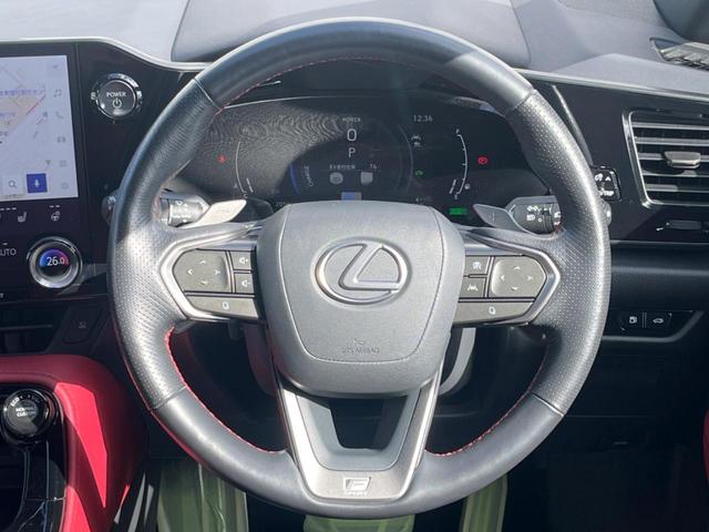 �y�����v�����X�e�A�����O�z�㎿�Ȋv���g�p���邱�ƂŁA��ɂ����������݂ƂĂ��^�]���₷���n���h���ł���