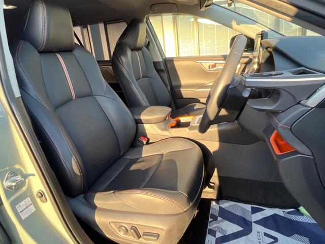 �y���烌�U�[�V�[�g�z����̂ӂ���肪�e�ՂŃ����e�i���X�����ȒP�ȁA�@�\���ɗD��鍇����v���̗p�����㎿�ȃV�[�g�ł��B����S�n���悭�A���������ӂ��S�n�ǂ��ԓ���Ԃ����o���Ă���܂��B