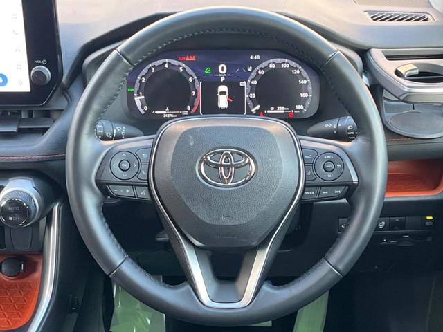 �y�����v�����X�e�A�����O�z�㎿�Ȋv���g�p���邱�ƂŁA��ɂ����������݂ƂĂ��^�]���₷���n���h���ł���