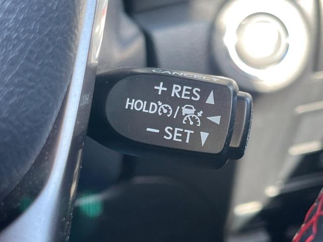 �y���[�_�[�N���[�Y�R���g���[���z�������H�ł̒��������s���y�ɁI�I�����ő��x��ۂN���[�Y�R���g���[�����A�Փˌy���V�X�e���ƘA�g���A�O���̎ԗ������m���ĎԊԂ�ۂ悤�ɑ��x���߂��Ă���܂��I�I