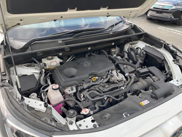 ＲＡＶ４ ハイブリッドＸ　バックカメラ　衝突被害軽減システム　レーダークルーズ　禁煙車　ドラレコ　コーナーセンサー　スマートキー　ＬＥＤヘッド　ルーフレール　ビルトインＥＴＣ　純正１８インチアルミ　オートハイビーム（18枚目）