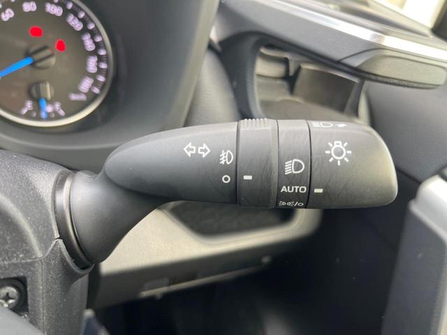 ＲＡＶ４ ハイブリッドＸ　バックカメラ　衝突被害軽減システム　レーダークルーズ　禁煙車　ドラレコ　コーナーセンサー　スマートキー　ＬＥＤヘッド　ルーフレール　ビルトインＥＴＣ　純正１８インチアルミ　オートハイビーム（34枚目）