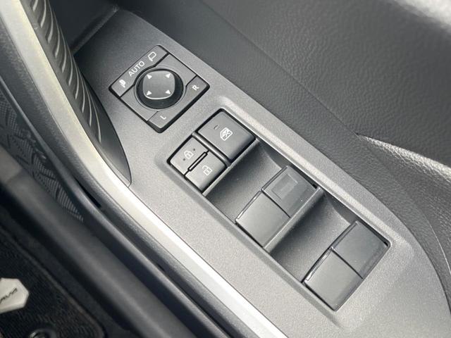 ＲＡＶ４ ハイブリッドＸ　バックカメラ　衝突被害軽減システム　レーダークルーズ　禁煙車　ドラレコ　コーナーセンサー　スマートキー　ＬＥＤヘッド　ルーフレール　ビルトインＥＴＣ　純正１８インチアルミ　オートハイビーム（40枚目）