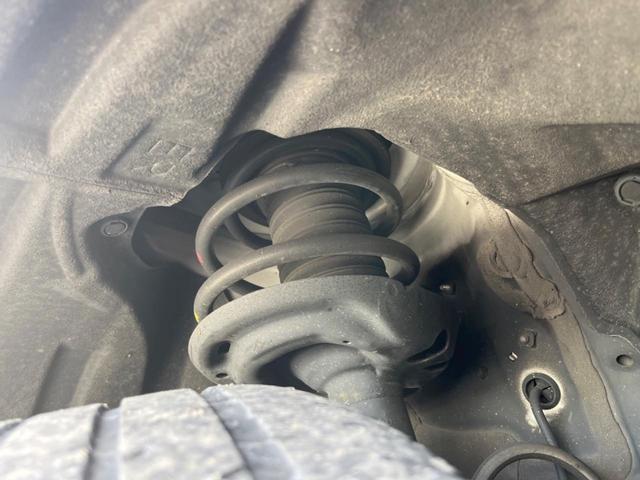 ハリアー Ｚ　モデリスタエアロ　バックカメラ　ＪＢＬサウンド　衝突軽減　レーダークルーズ　禁煙車　電動リアゲート　ハーフレザーシート　パワーシート　デジタルインナーミラ　コーナーセンサー　スマートキー　ＬＥＤヘッド（20枚目）