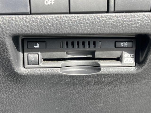 ハリアー Ｚ　モデリスタエアロ　バックカメラ　ＪＢＬサウンド　衝突軽減　レーダークルーズ　禁煙車　電動リアゲート　ハーフレザーシート　パワーシート　デジタルインナーミラ　コーナーセンサー　スマートキー　ＬＥＤヘッド（39枚目）