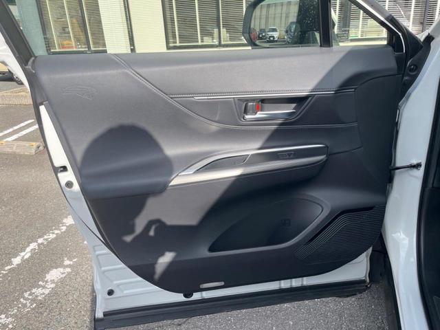 ハリアー Ｚ　モデリスタエアロ　バックカメラ　ＪＢＬサウンド　衝突軽減　レーダークルーズ　禁煙車　電動リアゲート　ハーフレザーシート　パワーシート　デジタルインナーミラ　コーナーセンサー　スマートキー　ＬＥＤヘッド（49枚目）