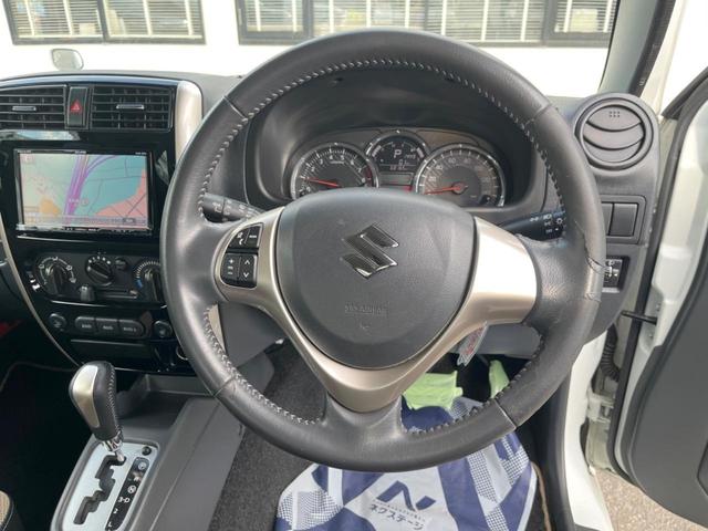 ジムニー ランドベンチャー　４ＷＤ　ＳＤナビ　禁煙車　シートヒーター　ドラレコ　ＥＴＣ　純正１６インチアルミ　Ｂｌｕｅｔｏｏｔｈ　ＣＤ　フルセグ（11枚目）