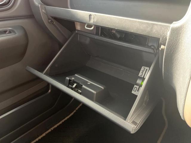 ジムニー ランドベンチャー　４ＷＤ　ＳＤナビ　禁煙車　シートヒーター　ドラレコ　ＥＴＣ　純正１６インチアルミ　Ｂｌｕｅｔｏｏｔｈ　ＣＤ　フルセグ（32枚目）