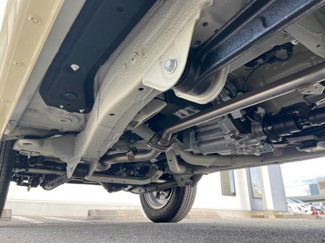 ジムニー ＸＣ　４ＷＤ　ターボ　衝突被害軽減システム　禁煙車　スマートキー　ＬＥＤヘッド　クルコン　純正１６インチアルミ　オートハイビーム　車線逸脱警報　オートライト　オートエアコン（23枚目）