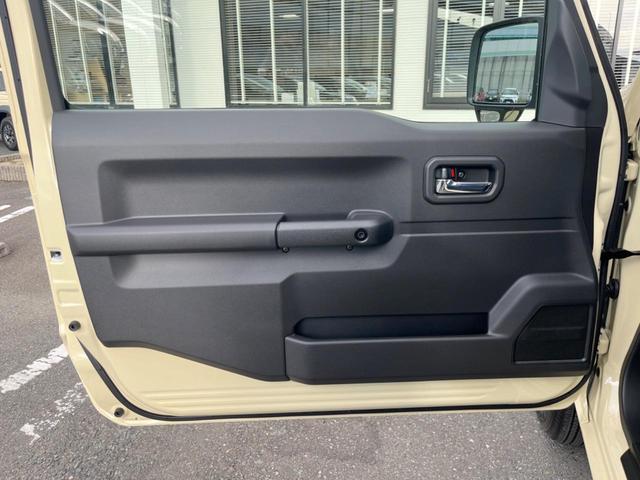 ジムニー ＸＣ　４ＷＤ　ターボ　衝突被害軽減システム　禁煙車　スマートキー　ＬＥＤヘッド　クルコン　純正１６インチアルミ　オートハイビーム　車線逸脱警報　オートライト　オートエアコン（36枚目）