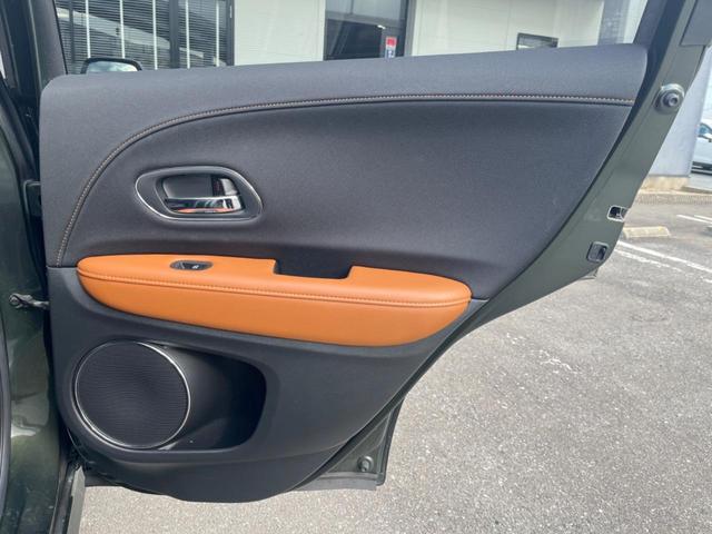 ヴェゼル ハイブリッドＺ　バックカメラ　衝突被害軽減システム　レーダークルーズ　禁煙車　ハーフレザーシート　スマートキー　ＬＥＤヘッド　ルーフレール　ＥＴＣ　純正１７インチアルミ　オートライト　デュアルエアコン（46枚目）