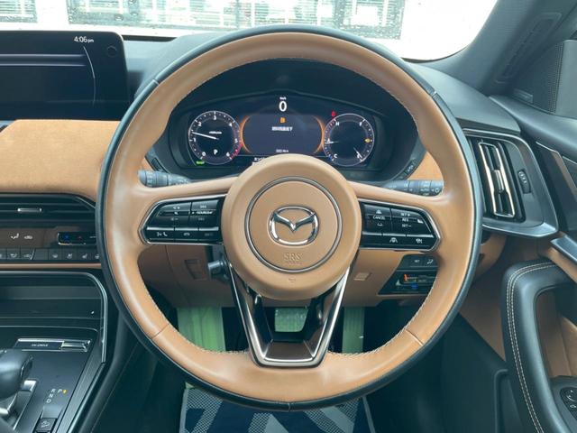 �y�����v�����X�e�A�����O�z�㎿�Ȋv���g�p���邱�ƂŁA��ɂ����������݂ƂĂ��^�]���₷���n���h���ł���