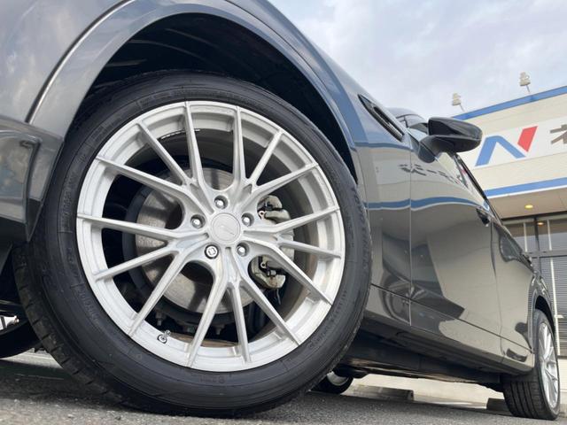 �y�Q�O�C���`�A���~�z�C�[���z�O�ςɃ}�b�`�����A���~�z�C�[���𑕒����Ă���܂��B�e��A���~�z�C�[����A�X�^�b�h���X�^�C�����戵�����Ă���܂��B���񂲑��k����������