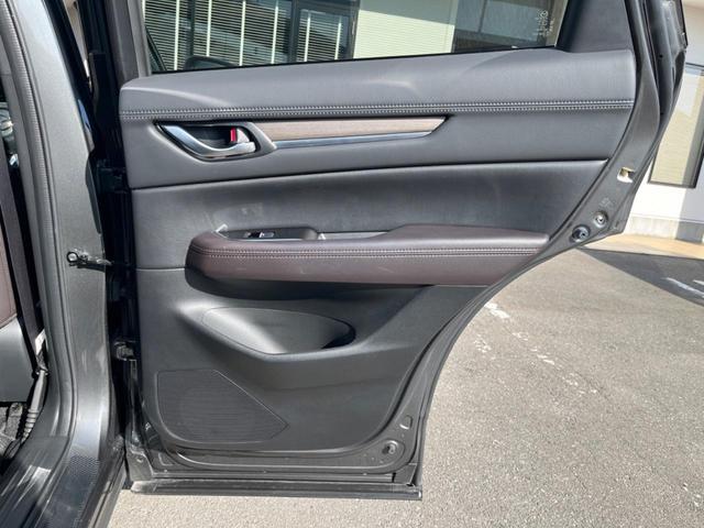 ＣＸ－５ ＸＤ　エクスクルーシブモード　純正ＳＤナビ　全周囲カメラ　ＢＯＳＥサウンド　スマートシティブレーキ　レーダークルーズ　禁煙車　電動リアゲート　レザーシート　全席シートヒーター　ドラレコ　ＥＴＣ　純正１９インチアルミホイール（47枚目）