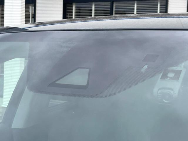 �y�g���^�Z�[�t�e�B�Z���X�z���s���ɑO���̎ԗ�����F�����A�Փ˂������Ȏ��͌x��ƃu���[�L�ŏՓˉ���Ɣ�Q�y�����A�V�X�g�B�����S�Ƀh���C�u�����y���݂��������܂��B