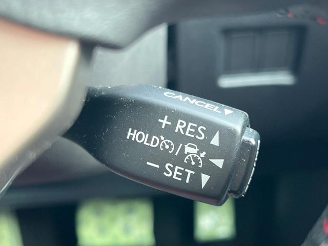 �y���[�_�[�N���[�Y�R���g���[���z�������H�ł̒��������s���y�ɁI�I�����ő��x��ۂN���[�Y�R���g���[�����A�Փˌy���V�X�e���ƘA�g���A�O���̎ԗ������m���ĎԊԂ�ۂ悤�ɑ��x���߂��Ă���܂��I�I