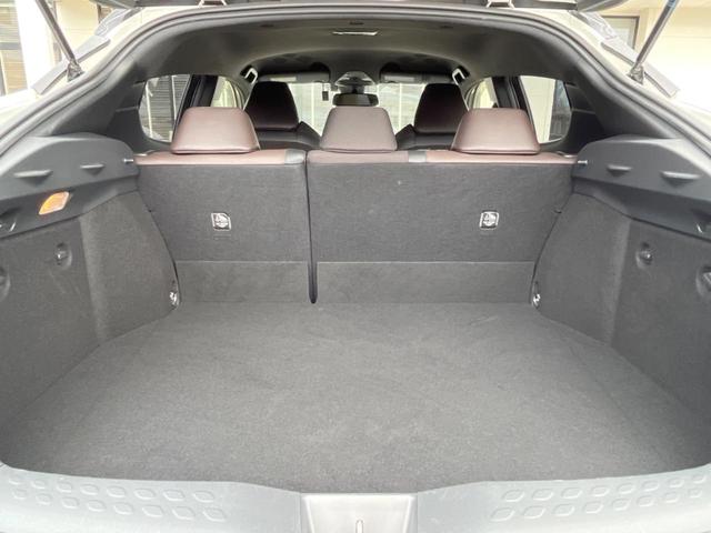 Ｃ－ＨＲ Ｇ　ＬＥＤエディション　純正９型ＳＤナビ　バックカメラ　セーフティセンス　レーダークルコン　禁煙車　２トーンカラー　シートヒーター　ドラレコ　コーナーセンサー　ＬＥＤヘッド　ＥＴＣ２．０　　オートマチックハイビーム（11枚目）