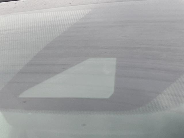 �y�v���N���b�V���Z�[�t�e�B�z�O���̎ԗ��������m���A�Փ˂������Ȏ��͌x��Œ��ӂ𑣂��A�u���[�L�𓥂ޗ͂��T�|�[�g�B�u���[�L�𓥂߂Ȃ������ꍇ�͏Փ˔�Q�y���u���[�L���쓮�A�Փˉ�����T�|�[�g���܂��B