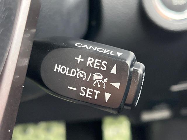 ハイラックス Ｚ　ＧＲスポーツ　後期　ナビ機能付８型ディスプレイオーディオ　全周囲カメラ　プリクラッシュセーフティシステム　レーダークルコン　禁煙車　パワーシート　ドラレコ　コーナーセンサー　ＬＥＤヘッド　ＥＴＣ　オートエアコン（6枚目）