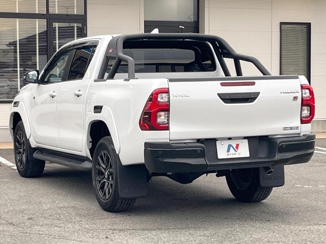 ハイラックス Ｚ　ＧＲスポーツ　後期　ナビ機能付８型ディスプレイオーディオ　全周囲カメラ　プリクラッシュセーフティシステム　レーダークルコン　禁煙車　パワーシート　ドラレコ　コーナーセンサー　ＬＥＤヘッド　ＥＴＣ　オートエアコン（28枚目）