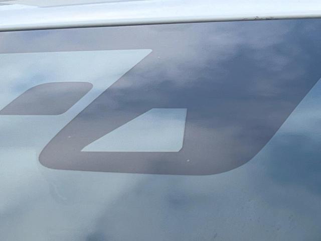 ハイラックス Ｚ　ＧＲスポーツ　後期　ナビ機能付８型ディスプレイオーディオ　全周囲カメラ　プリクラッシュセーフティシステム　レーダークルコン　禁煙車　パワーシート　ドラレコ　コーナーセンサー　ＬＥＤヘッド　ＥＴＣ　オートエアコン（36枚目）