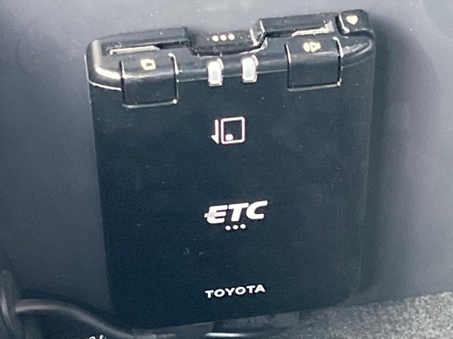 ハイラックス Ｚ　ＧＲスポーツ　後期　ナビ機能付８型ディスプレイオーディオ　全周囲カメラ　プリクラッシュセーフティシステム　レーダークルコン　禁煙車　パワーシート　ドラレコ　コーナーセンサー　ＬＥＤヘッド　ＥＴＣ　オートエアコン（37枚目）