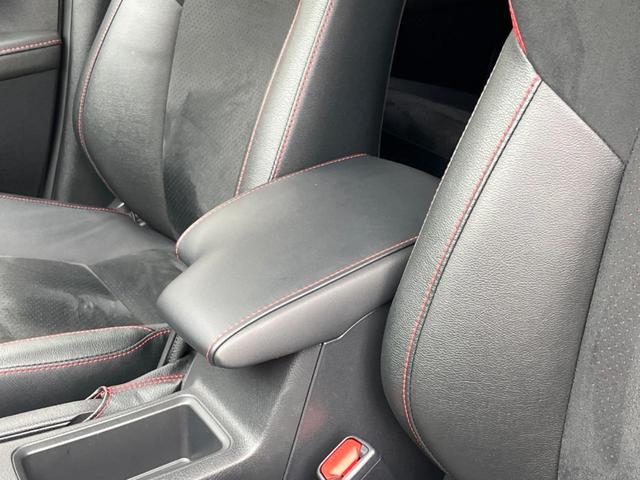 ハイラックス Ｚ　ＧＲスポーツ　後期　ナビ機能付８型ディスプレイオーディオ　全周囲カメラ　プリクラッシュセーフティシステム　レーダークルコン　禁煙車　パワーシート　ドラレコ　コーナーセンサー　ＬＥＤヘッド　ＥＴＣ　オートエアコン（46枚目）