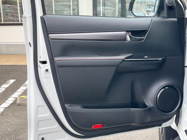 ハイラックス Ｚ　ＧＲスポーツ　後期　ナビ機能付８型ディスプレイオーディオ　全周囲カメラ　プリクラッシュセーフティシステム　レーダークルコン　禁煙車　パワーシート　ドラレコ　コーナーセンサー　ＬＥＤヘッド　ＥＴＣ　オートエアコン（48枚目）