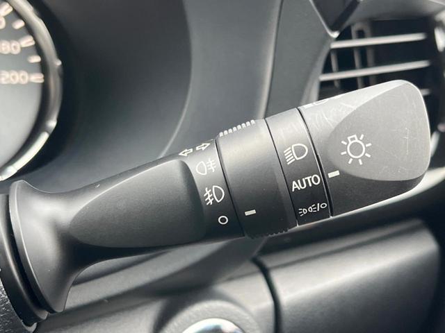 ハイラックス Ｚ　ＧＲスポーツ　後期　ナビ機能付８型ディスプレイオーディオ　全周囲カメラ　プリクラッシュセーフティシステム　レーダークルコン　禁煙車　パワーシート　ドラレコ　コーナーセンサー　ＬＥＤヘッド　ＥＴＣ　オートエアコン（62枚目）