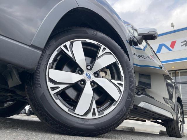 �y�����P�W�C���`�A���~�z�C�[���z�O�ςɃ}�b�`���������A���~�z�C�[���𑕒����Ă���܂��B�e��ЊO�A���~�z�C�[����A�X�^�b�h���X�^�C�����戵�����Ă���܂��B���񂲑��k����������