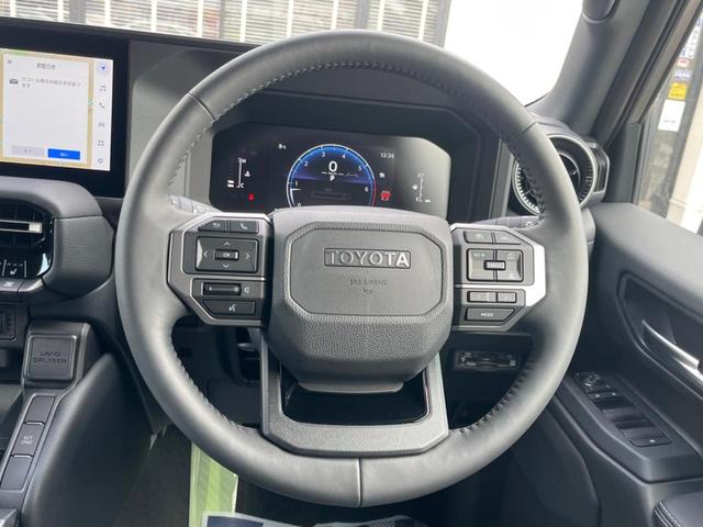 �y�����v�����X�e�A�����O�z�㎿�Ȋv���g�p���邱�ƂŁA��ɂ����������݂ƂĂ��^�]���₷���n���h���ł���