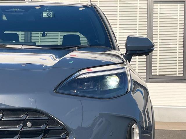ヤリスクロス ハイブリッドＺ　全周囲カメラ　衝突被害軽減システム　レーダークルーズ　禁煙車　電動リアゲート　パワーシート　ドラレコ　コーナーセンサー　スマートキー　ＬＥＤヘッド　ＥＴＣ２．０　純正１８インチアルミ（27枚目）