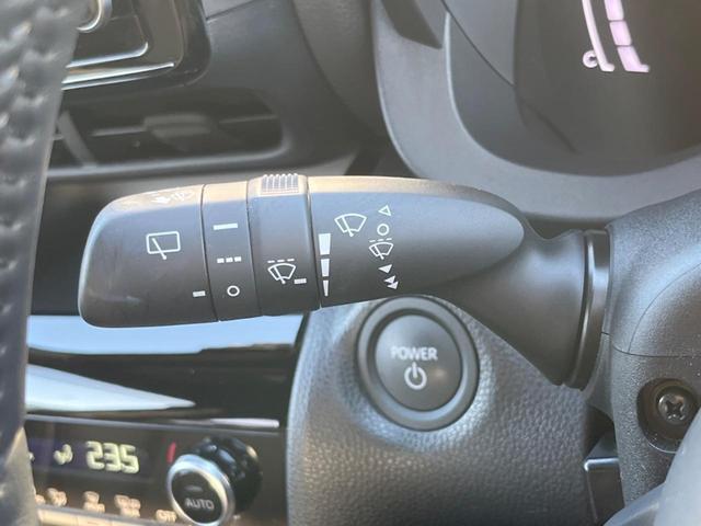 ヤリスクロス ハイブリッドＺ　全周囲カメラ　衝突被害軽減システム　レーダークルーズ　禁煙車　電動リアゲート　パワーシート　ドラレコ　コーナーセンサー　スマートキー　ＬＥＤヘッド　ＥＴＣ２．０　純正１８インチアルミ（61枚目）