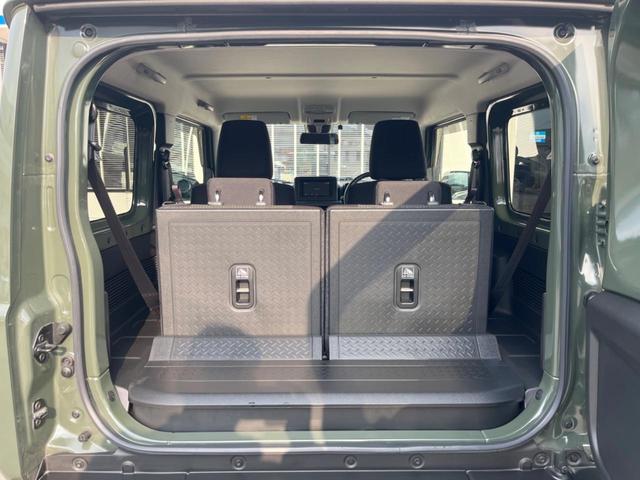 ジムニー ＸＣ　バックカメラ　セーフティサポート　禁煙車　シートヒーター　ＬＥＤヘッドライト　ディスプレイオーディオ　ＥＴＣ　クルーズコントロール　純正１６インチアルミ　革巻きステアリング　Ｂｌｕｅｔｏｏｔｈ再生（11枚目）