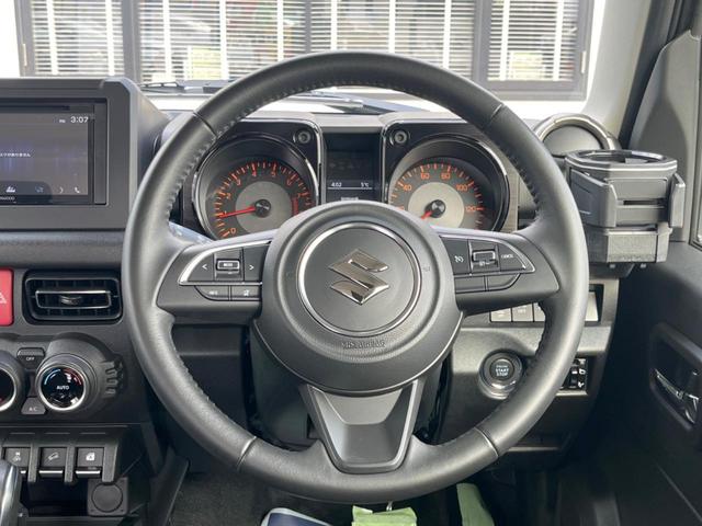 ジムニー ＸＣ　バックカメラ　セーフティサポート　禁煙車　シートヒーター　ＬＥＤヘッドライト　ディスプレイオーディオ　ＥＴＣ　クルーズコントロール　純正１６インチアルミ　革巻きステアリング　Ｂｌｕｅｔｏｏｔｈ再生（12枚目）