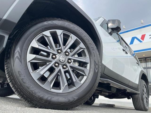 �y�����Q�O�C���`�A���~�z�C�[���z�O�ςɃ}�b�`���������A���~�z�C�[���𑕒����Ă���܂��B�e��ЊO�A���~�z�C�[����A�X�^�b�h���X�^�C�����戵�����Ă���܂��B���񂲑��k����������