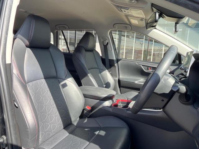 ＲＡＶ４ アドベンチャー　オフロードパッケージ　ＴＲＤエアロ　バックカメラ　ブラインドスポットモニター　セーフティセンス　レーダークルコン　禁煙車　合皮シート　パワーシート　ドラレコ　コーナーセンサー　ＬＥＤヘッド　ＥＴＣ　オートハイビーム（9枚目）
