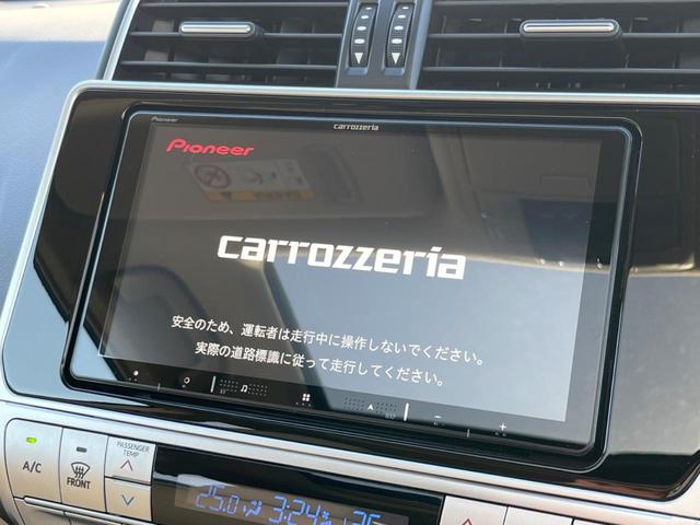 �y���ʃi�r�z�l�C�̑�^�X�C���`�i�r�𑕔��B���݊��̂�����ʂ̓C���p�N�g��I�i�r���p���̃}�b�v�\���͌��₷���A�e���r��c�u�c�͗Տꊴ���A�b�v�I�����̃h���C�u���O�b�Ɗy�����Ȃ�܂���