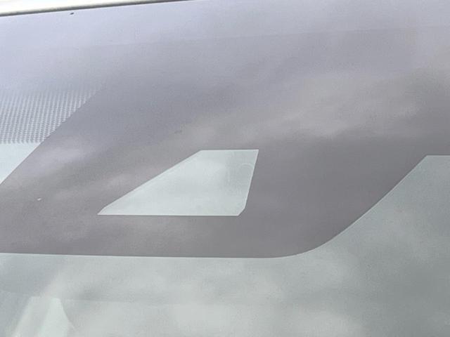 �y�v���N���b�V���Z�[�t�e�B�z�O���̎ԗ��������m���A�Փ˂������Ȏ��͌x��Œ��ӂ𑣂��A�u���[�L�𓥂ޗ͂��T�|�[�g�B�u���[�L�𓥂߂Ȃ������ꍇ�͏Փ˔�Q�y���u���[�L���쓮�A�Փˉ�����T�|�[�g���܂��B