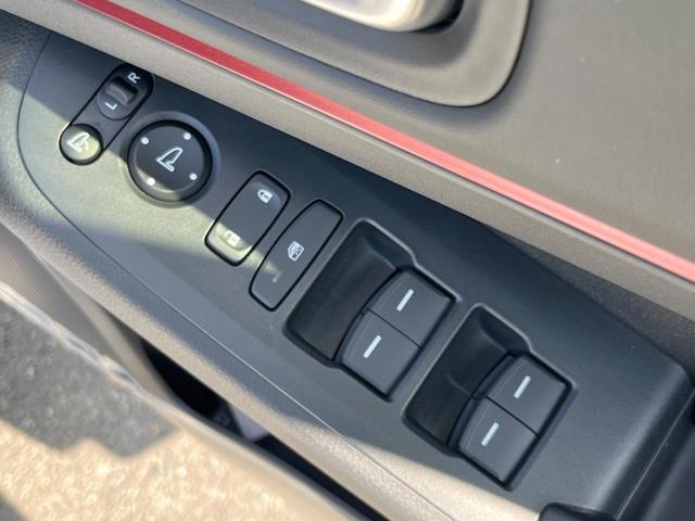 ヴェゼル ｅ：ＨＥＶ　ＲＳ　登録済未使用車　９型ホンダコネクトディスプレイ　全周囲カメラ　ホンダセンシング　アダプティブクルコン　ハンズフリーパワーバックドア　シートヒーター　コーナーセンサー　ＬＥＤヘッド　ＥＴＣ２．０（65枚目）