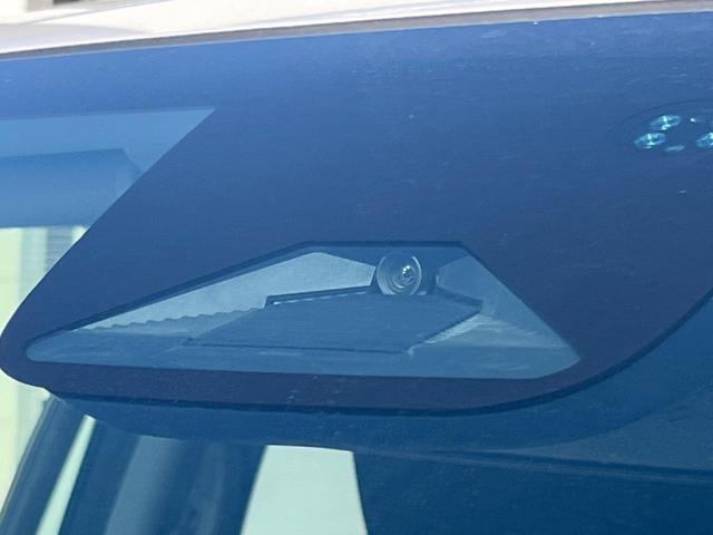 ヴェゼル ｅ：ＨＥＶ　Ｚ　純正９インチナビ　全周囲カメラ　ホンダセンシング　禁煙車　電動リアゲート　ハーフレザーシート　シートヒーター　ドラレコ　スマートキー　シーケンシャルターンランプ　ＥＴＣ２．０　純正１８インチアルミ（3枚目）