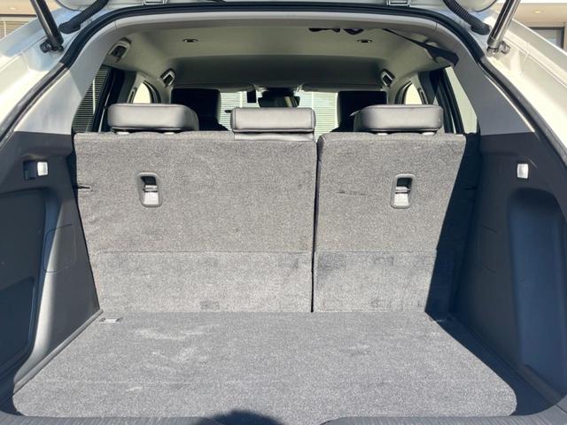 ヴェゼル ｅ：ＨＥＶ　Ｚ　純正９インチナビ　全周囲カメラ　ホンダセンシング　禁煙車　電動リアゲート　ハーフレザーシート　シートヒーター　ドラレコ　スマートキー　シーケンシャルターンランプ　ＥＴＣ２．０　純正１８インチアルミ（11枚目）